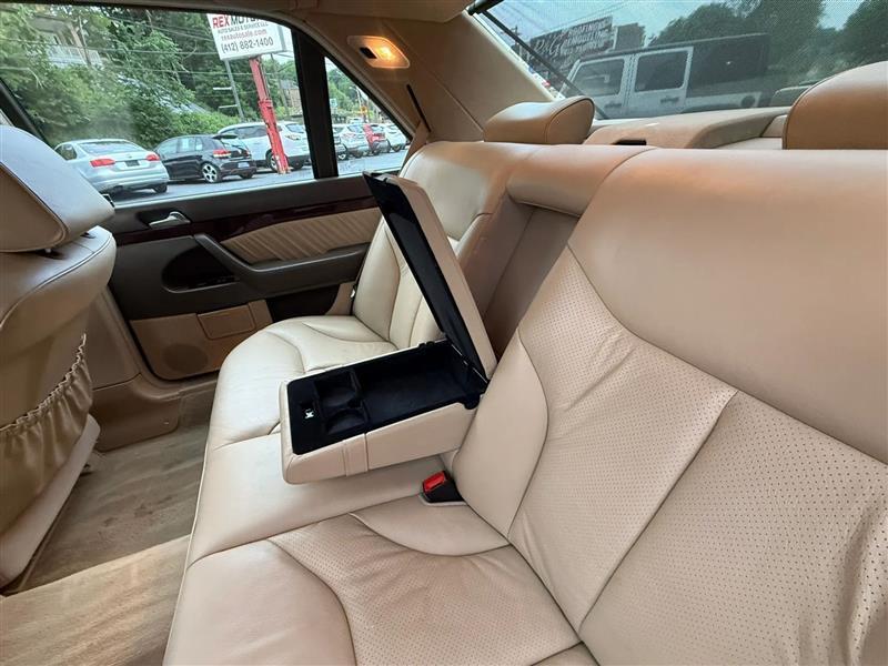 Mercedes-Benz S-Class  1997