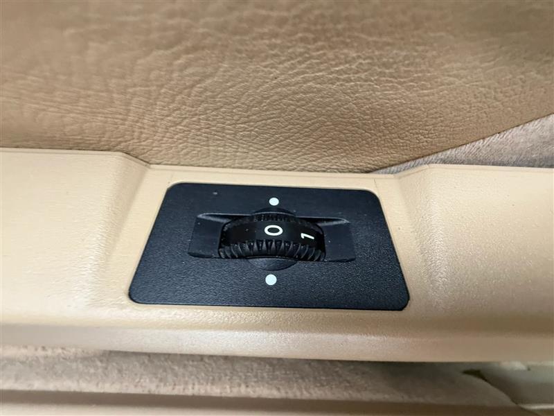 Mercedes-Benz S-Class  1997