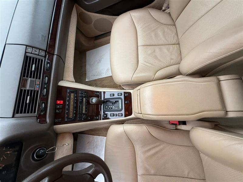 Mercedes-Benz S-Class  1997