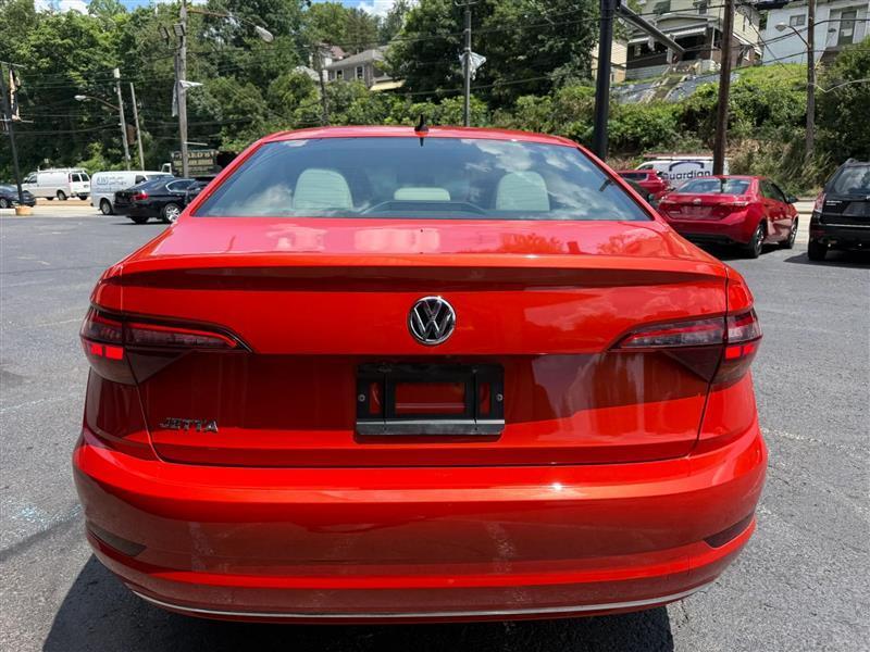 Volkswagen Jetta  2019