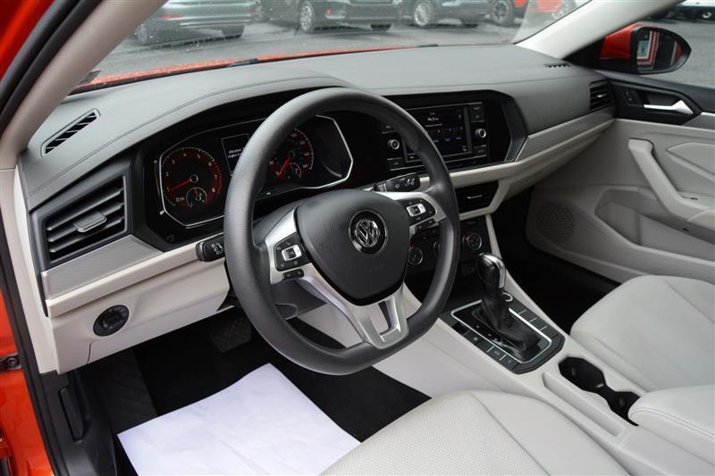 Volkswagen Jetta  2019