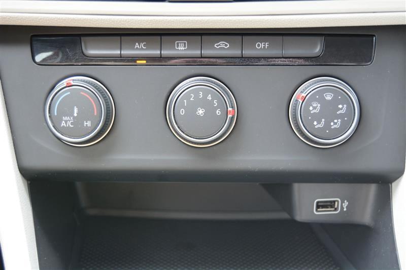 Volkswagen Jetta  2019