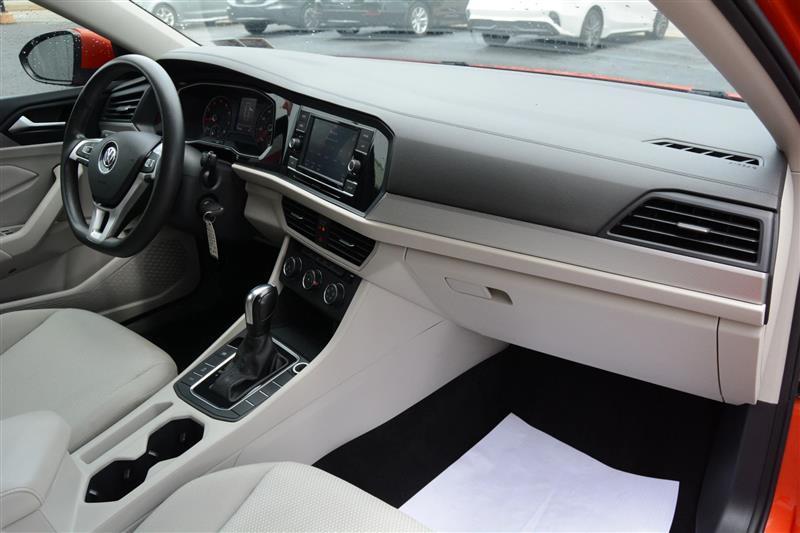 Volkswagen Jetta  2019