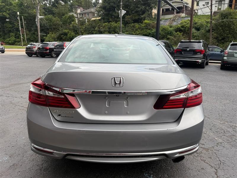 Honda Accord  2017