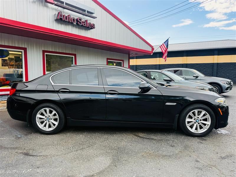 BMW 5-Series  2015