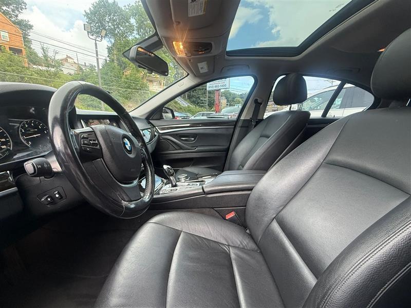 BMW 5-Series  2015