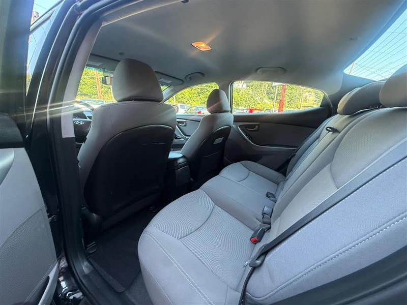 Hyundai Elantra  2016