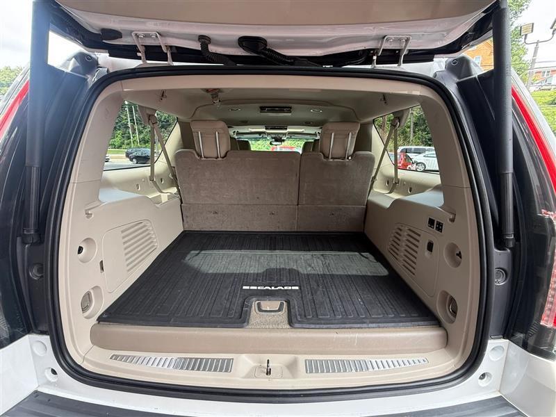 Cadillac Escalade  2018