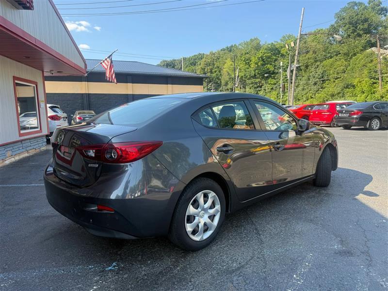 Mazda MAZDA3  2016