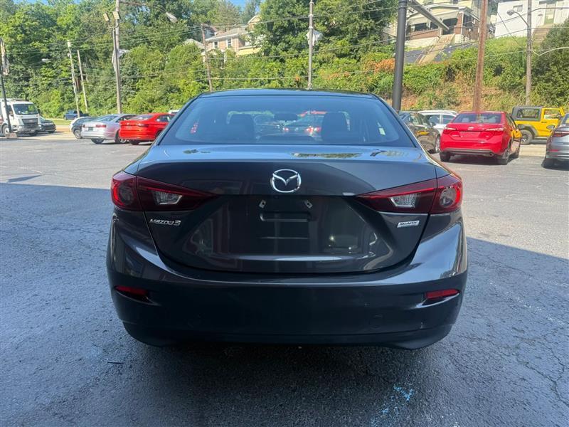 Mazda MAZDA3  2016