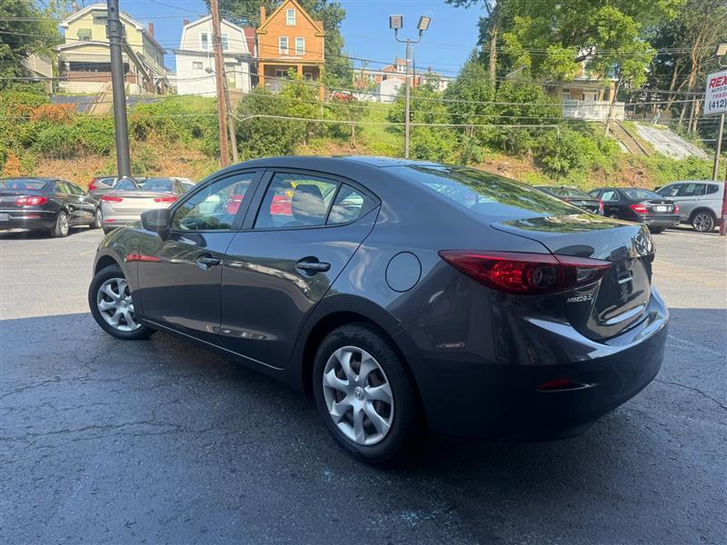 Mazda MAZDA3  2016