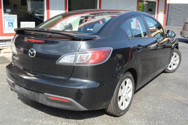 Mazda MAZDA3  2011