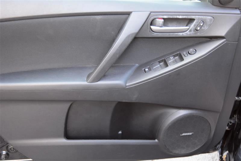 Mazda MAZDA3  2011