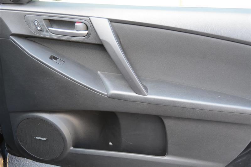 Mazda MAZDA3  2011