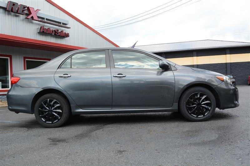 Toyota Corolla  2013