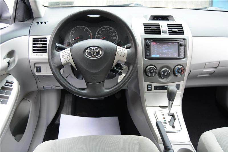 Toyota Corolla  2013