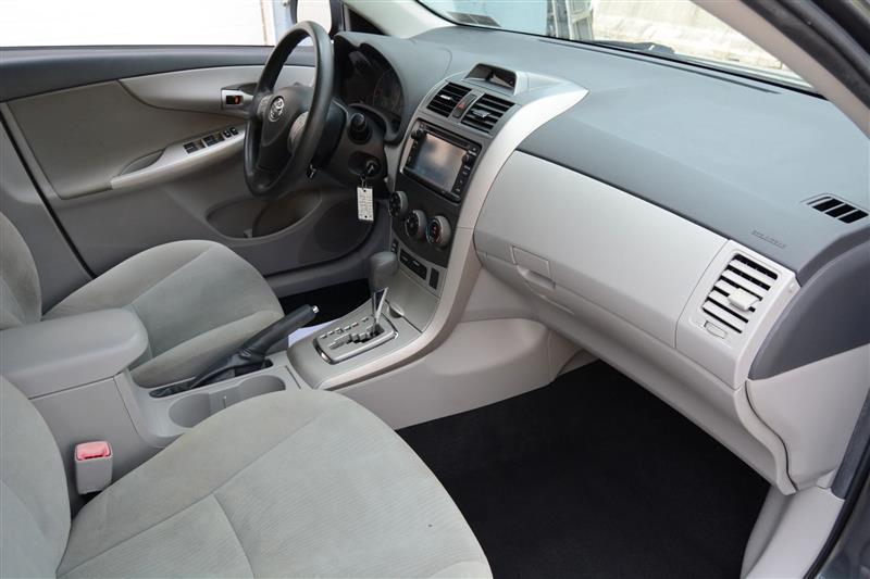 Toyota Corolla  2013