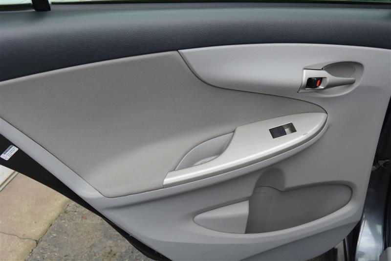 Toyota Corolla  2013