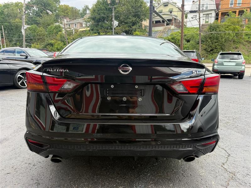 Nissan Altima  2019