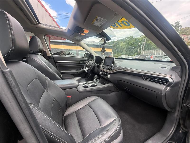 Nissan Altima  2019