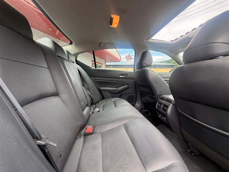 Nissan Altima  2019