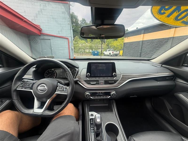 Nissan Altima  2019