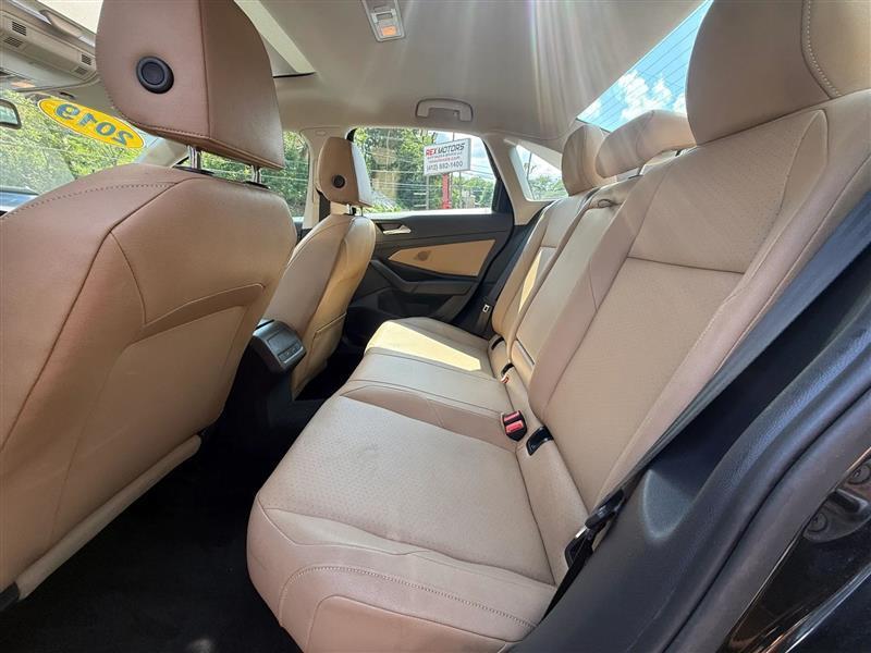 Volkswagen Jetta  2019