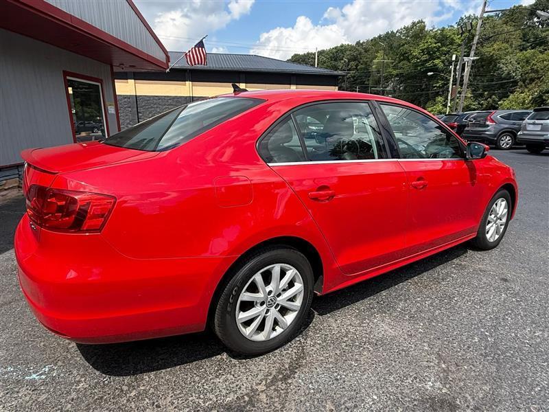 Volkswagen Jetta  2013
