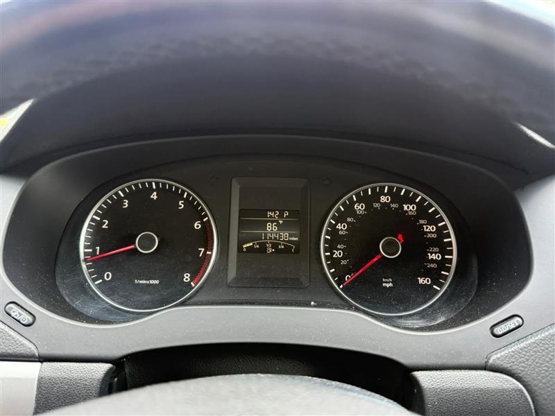 Volkswagen Jetta  2013