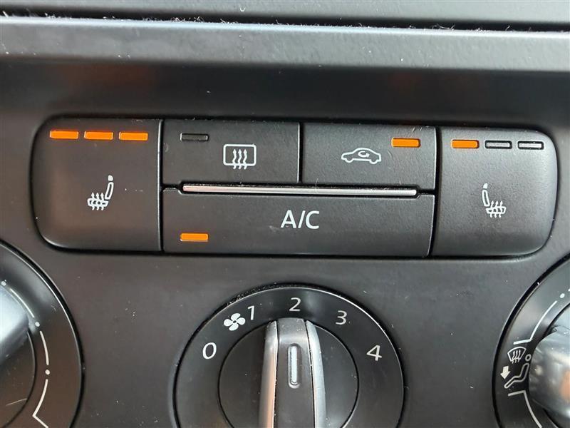 Volkswagen Jetta  2013