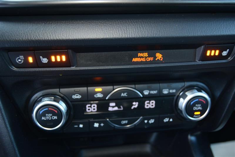 Mazda MAZDA3  2018