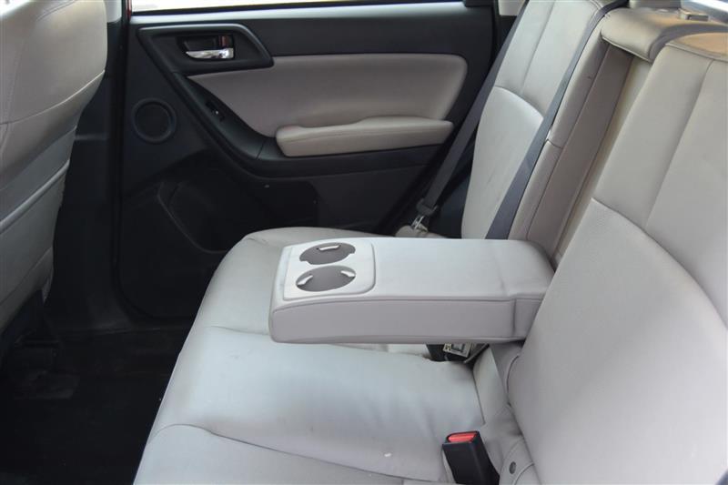 Subaru Forester  2015