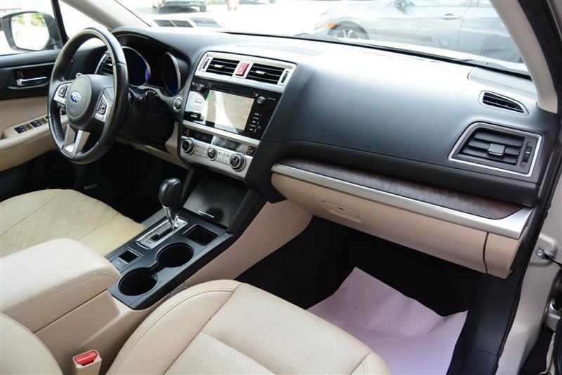 Subaru Outback  2017