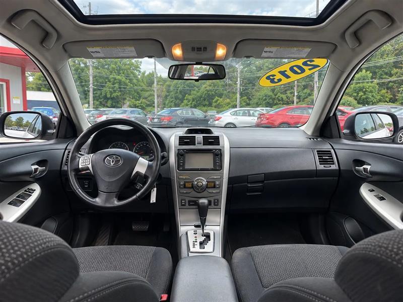 Toyota Corolla  2013