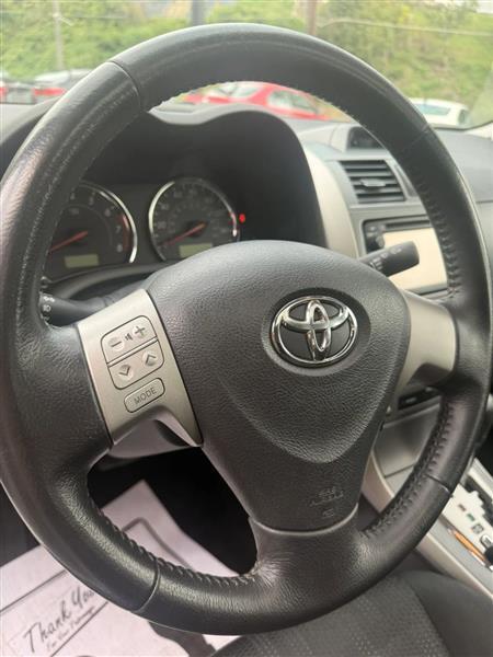 Toyota Corolla  2013