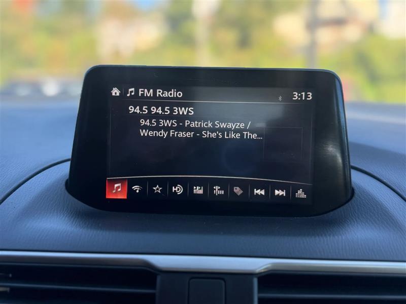 Mazda MAZDA3  2017