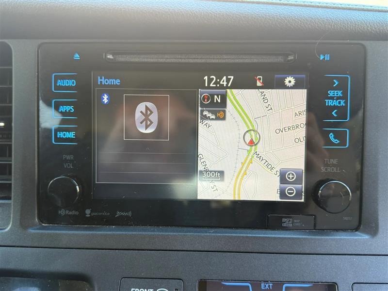 Toyota Sienna  2016