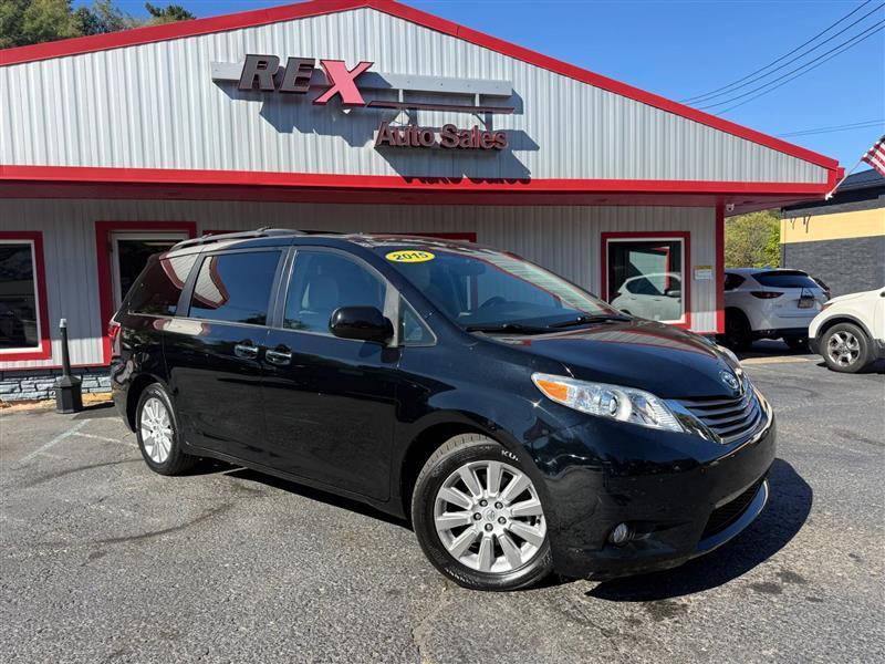 Toyota Sienna  2015