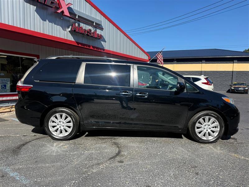 Toyota Sienna  2015