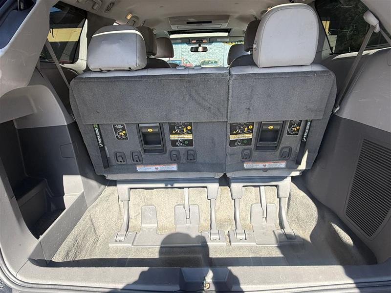 Toyota Sienna  2015