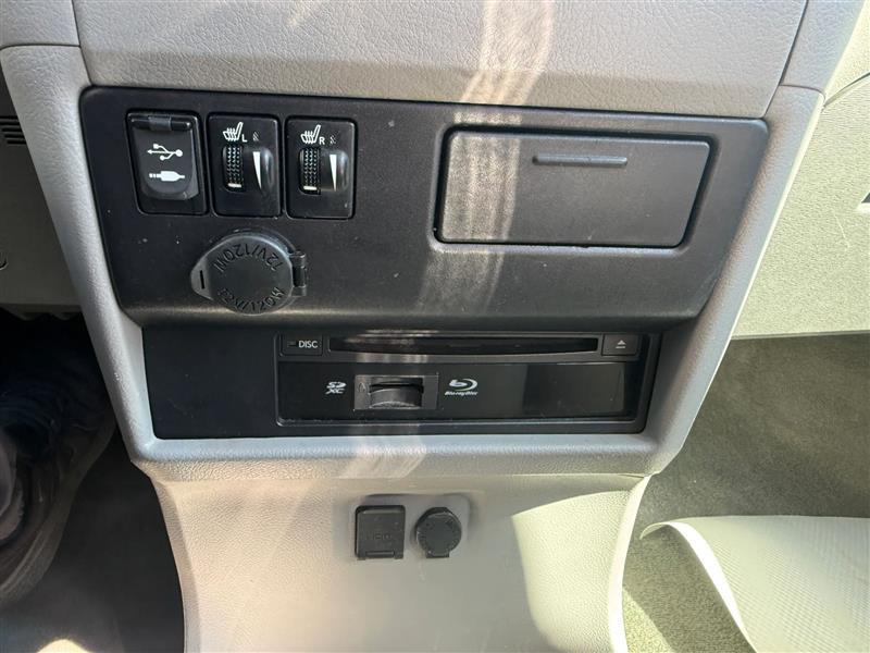 Toyota Sienna  2015