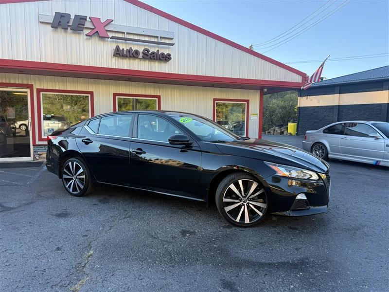 Nissan Altima  2020