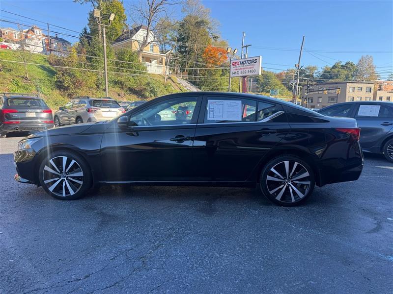 Nissan Altima  2020