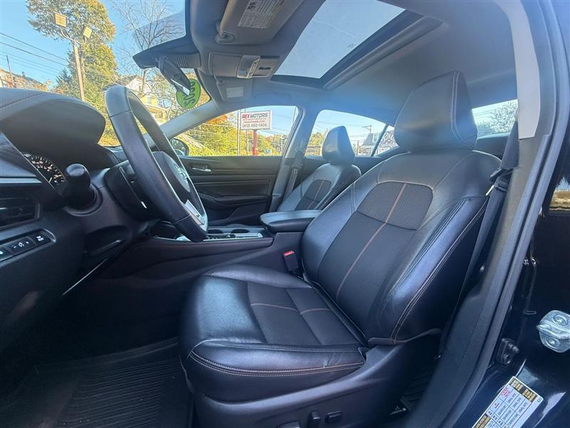 Nissan Altima  2020
