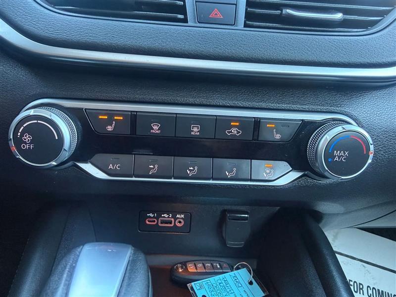 Nissan Altima  2020