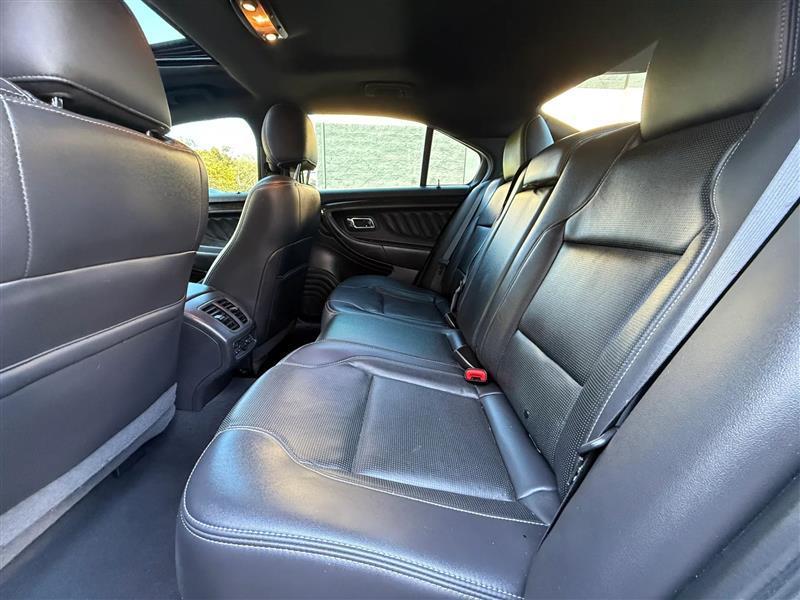 Ford Taurus  2019