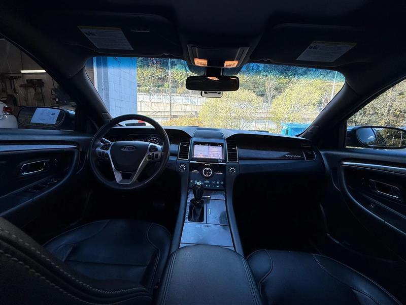 Ford Taurus  2019