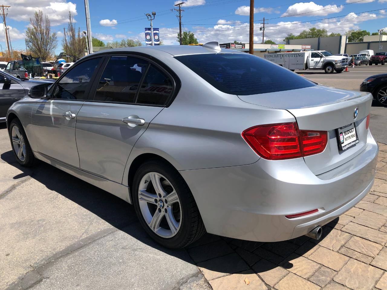 BMW 3-Series 320i Sedan 2015