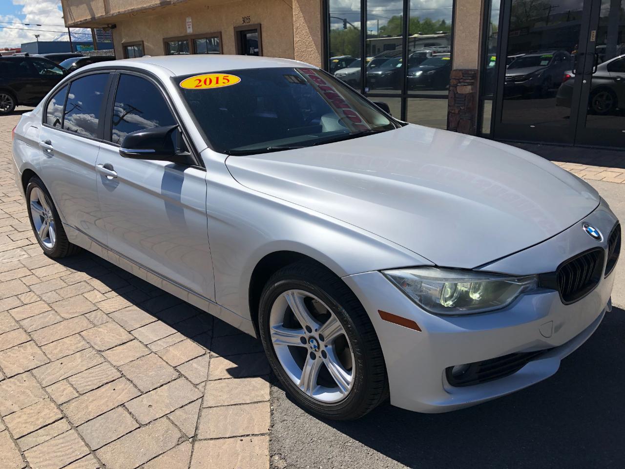 BMW 3-Series 320i Sedan 2015