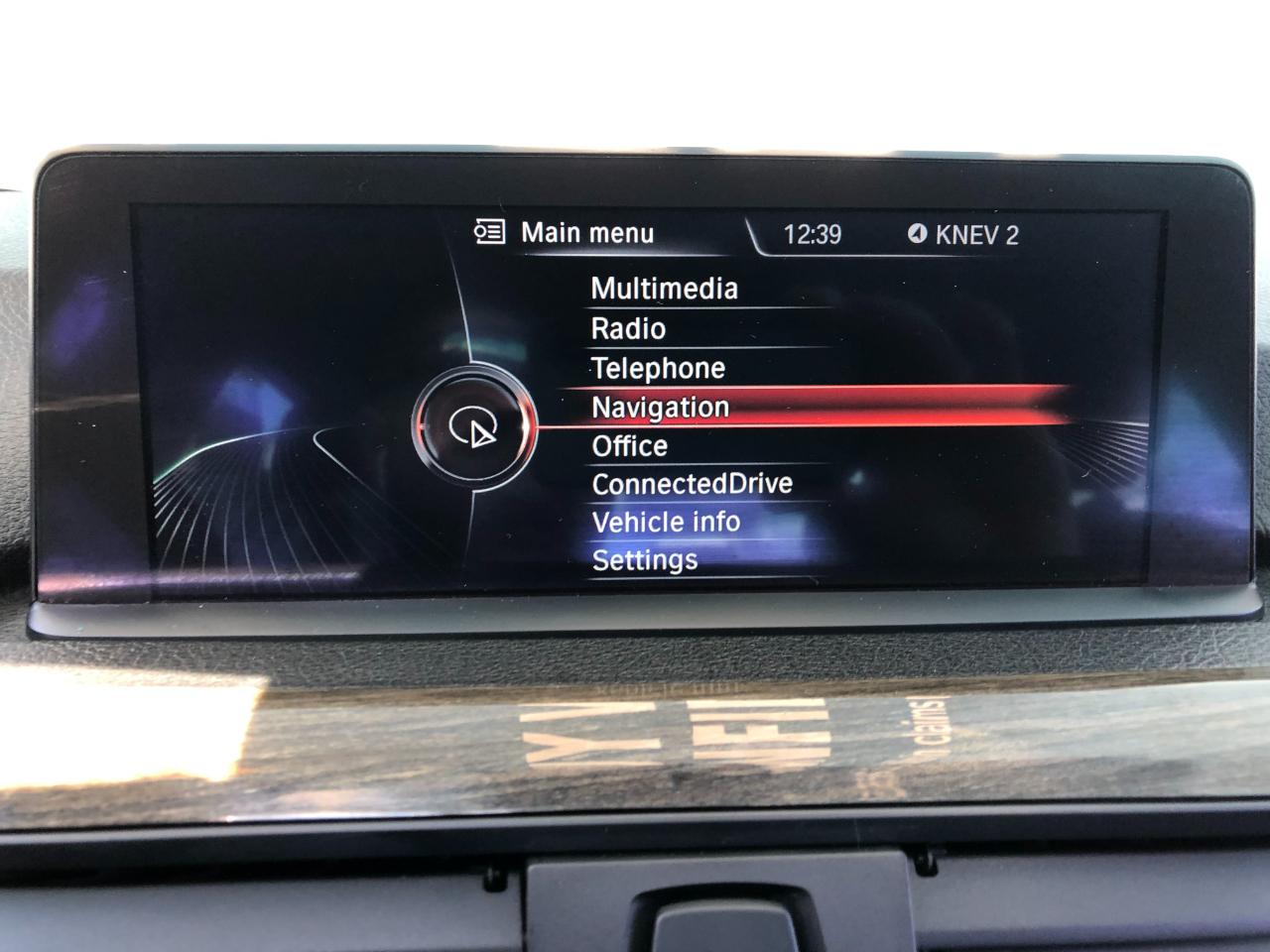 BMW 3-Series 320i Sedan 2015